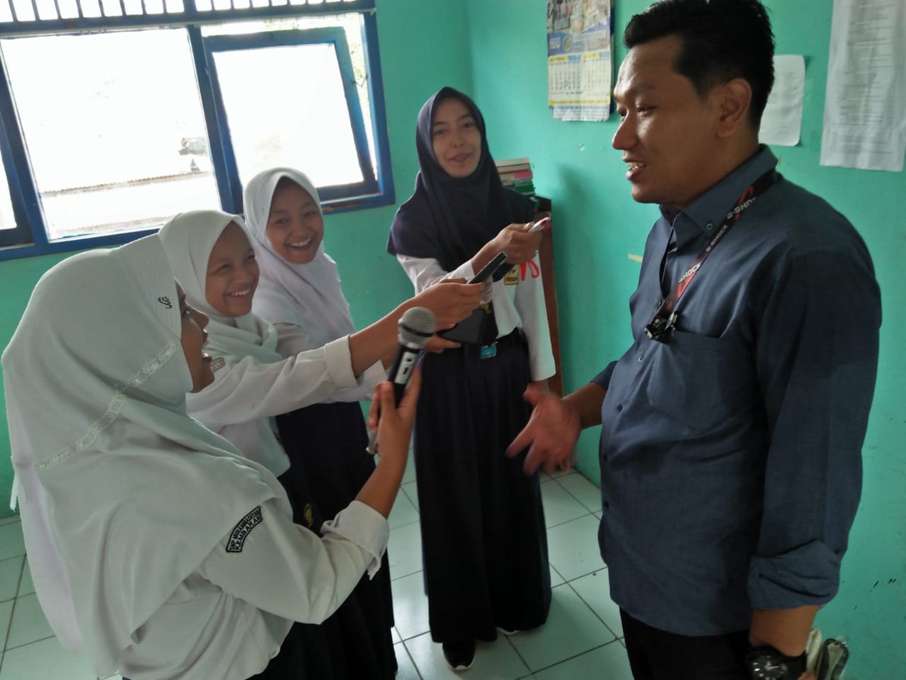 Reporter Cilik: Berapa Gaji Mas Dosen?
